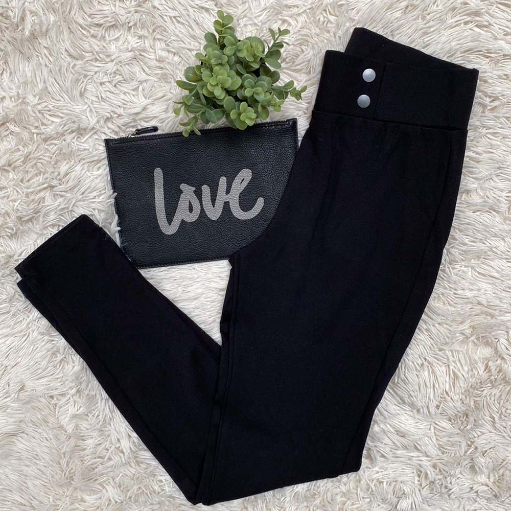 E & M Dressy Pull On Skinny Pants 💗 Black